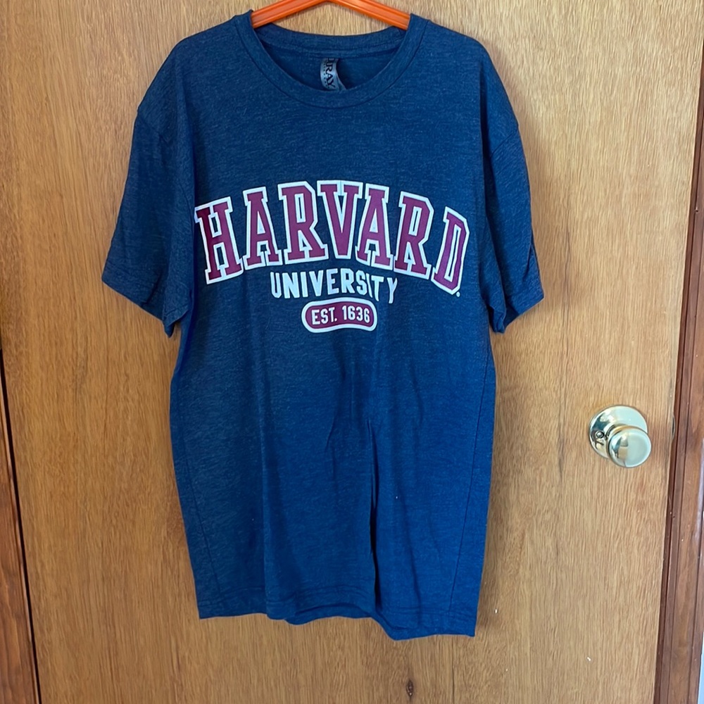 Harvard University t shirt